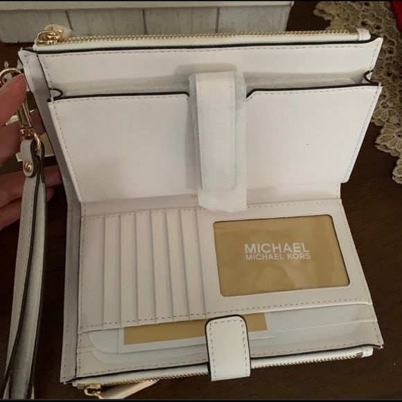 New Mk double zipper wallet/wirstlet/phone holder - Picture 2 of 7
